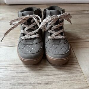 OshKosh B'gosh Gray Kids High-Top Sneakers